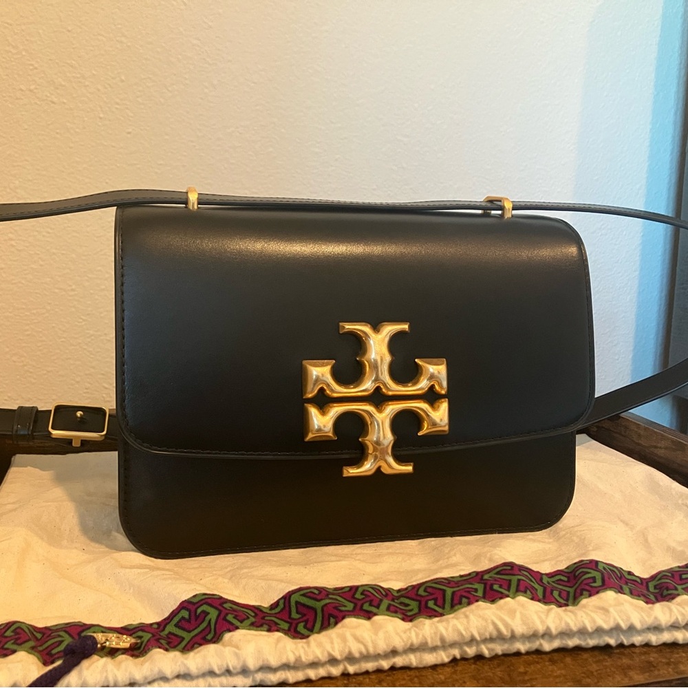 Tory Burch Eleanor Convertible Shoulder Bag in Black with Receipt